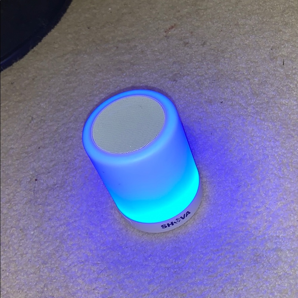 Speaker - Picture 3 of 7